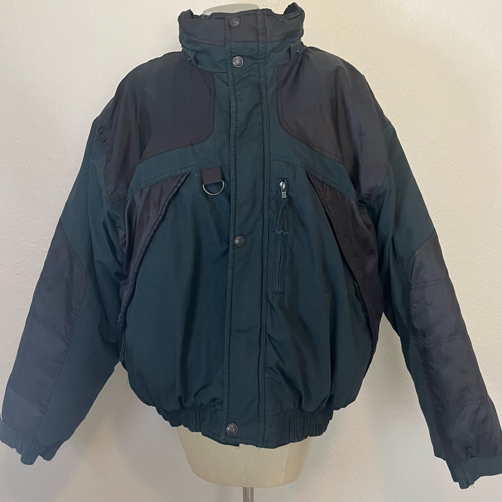 BearForce jacket🐻
Perfect for winter🥶❄️☃️